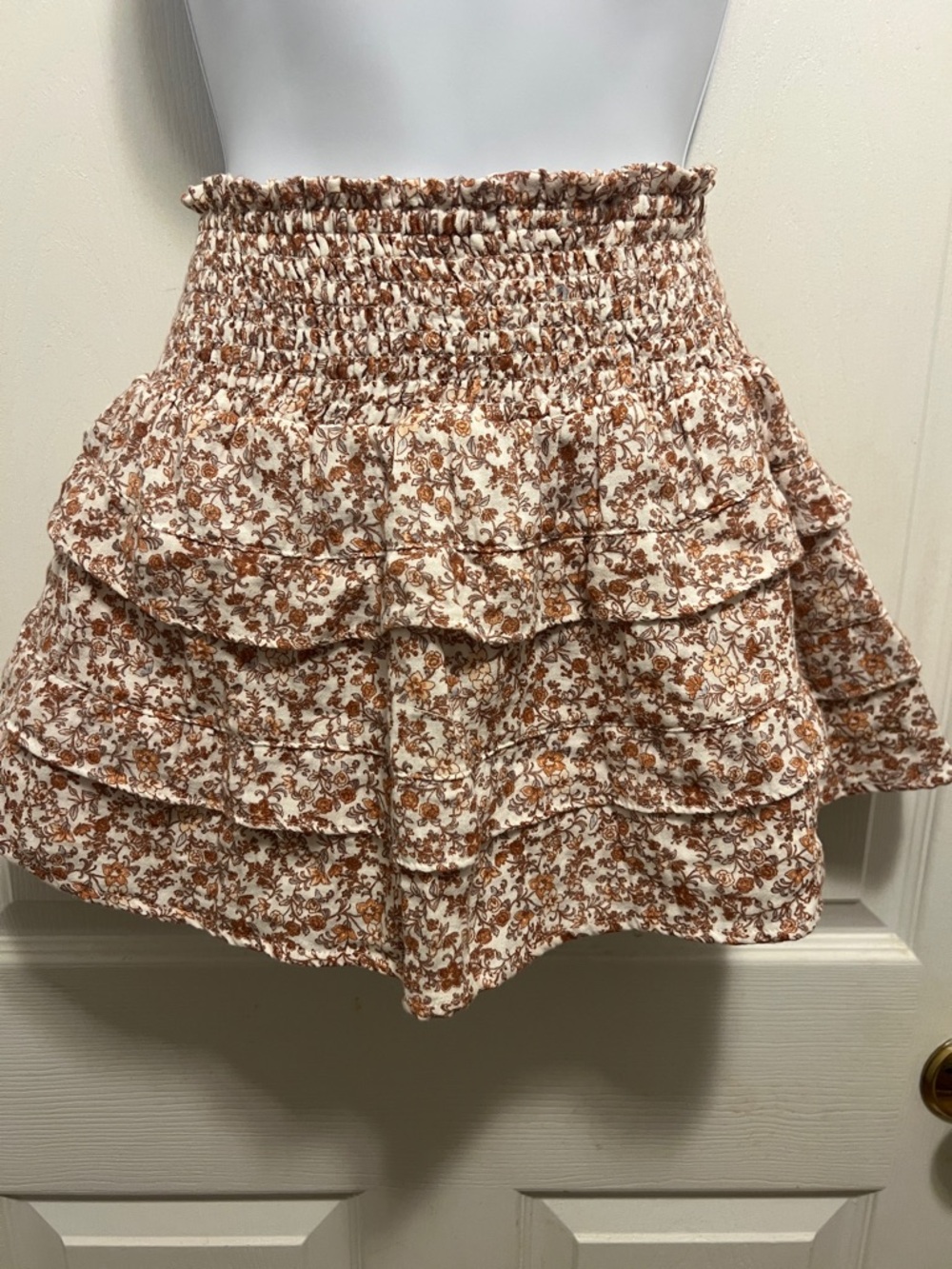Cat & Jack Rust and White Floral Tiered Mini Skirt